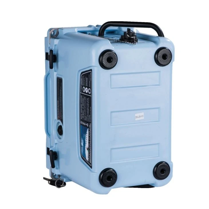 35 Quart Heave Duty Ice Chest